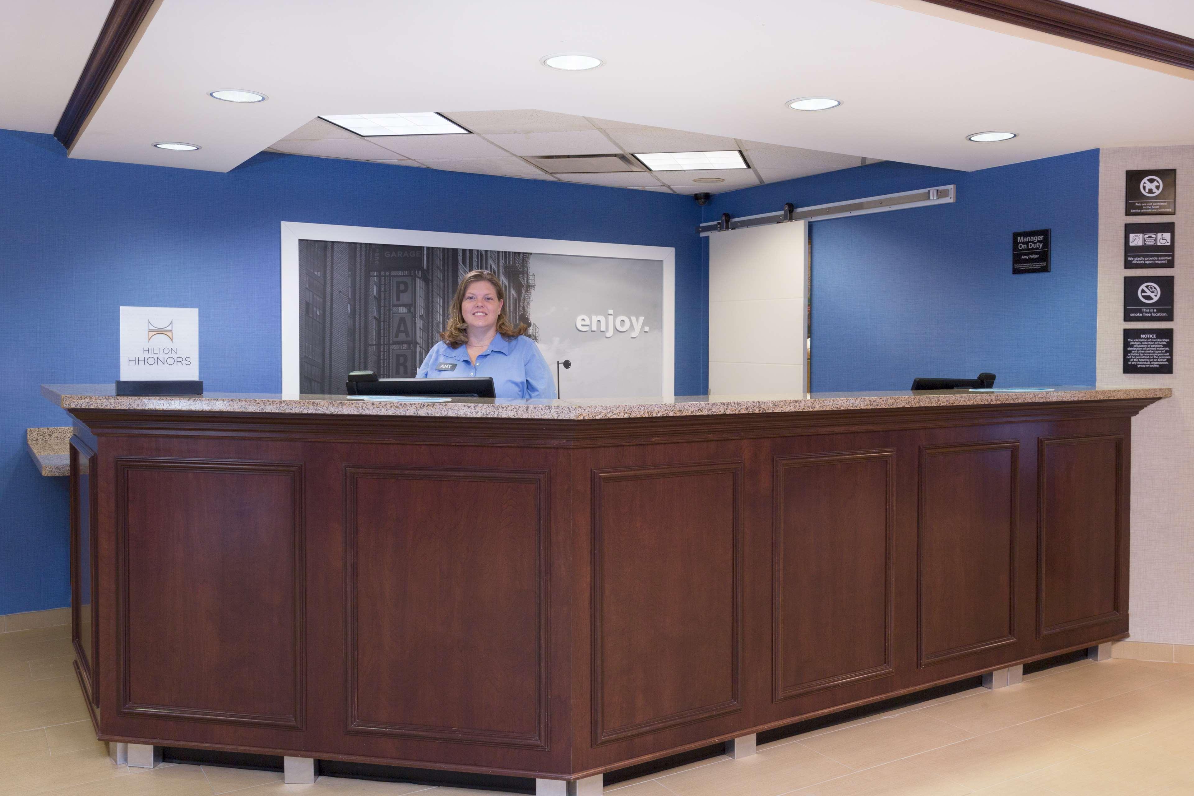 Hampton Inn Pittsburgh/West Mifflin Exterior photo